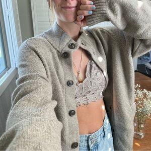 Banana Republic Sweater Button Down Beige Camel Colored Soft Cozy Fall Time